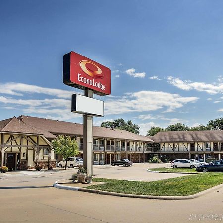 Econo Lodge University Lawrence Buitenkant foto