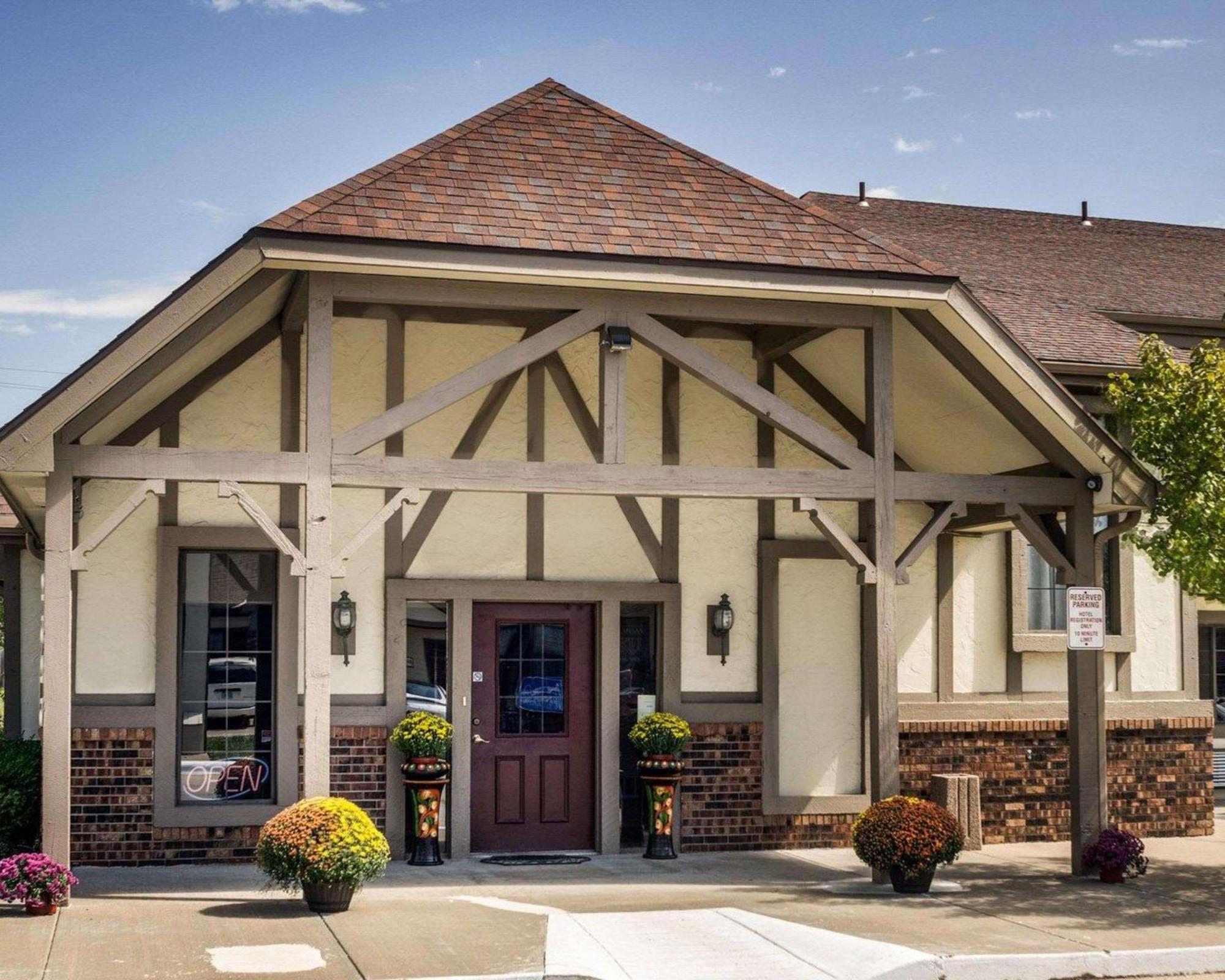 Econo Lodge University Lawrence Buitenkant foto